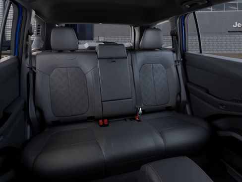 New 2026 Jeep Cherokee Overland image 15