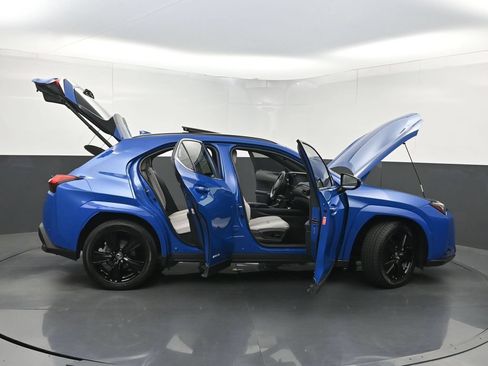 Used 2021 Lexus UX 250h w/ Premium Package AWD/4WD image 35