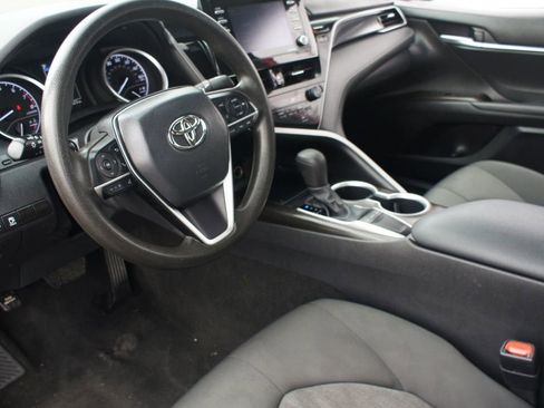 Used 2024 Toyota Camry LE image 12