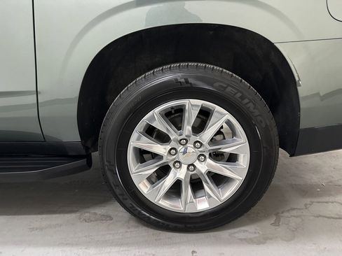 Used 2023 Chevrolet Suburban Premier image 61