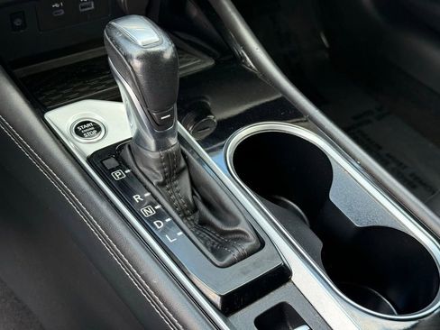 Used 2023 Nissan Altima 2.5 SL FWD image 12