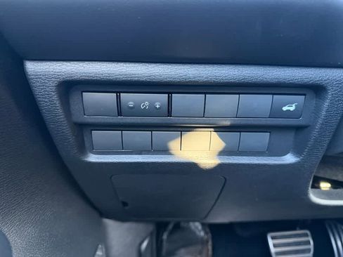 New 2026 Mitsubishi Outlander SEL image 22