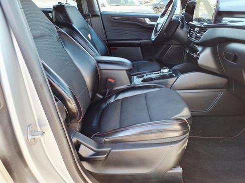 Certified 2023 Ford Escape ST-Line w/ Tech Pack #1 image 11