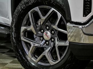 New 2026 GMC Sierra 1500 SLT w/ SLT Premium Plus Package AWD/4WD video 3
