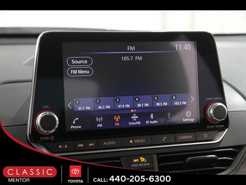 Used 2023 Nissan Altima 2.5 SV FWD image 10