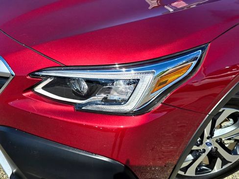 Used 2021 Subaru Outback Limited AWD/4WD image 25