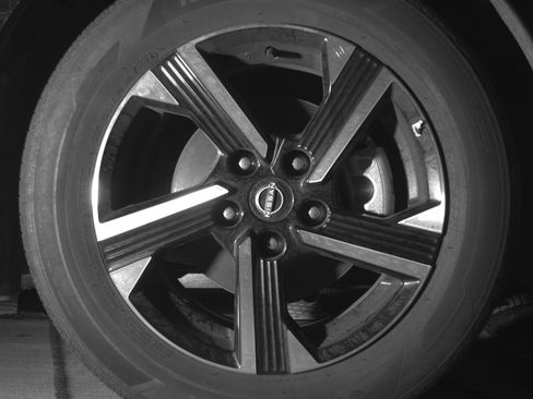 Used 2025 Nissan Sentra SV FWD image 13