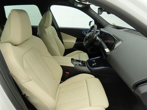 New 2026 BMW X3 xDrive30 w/ Premium Package image 19