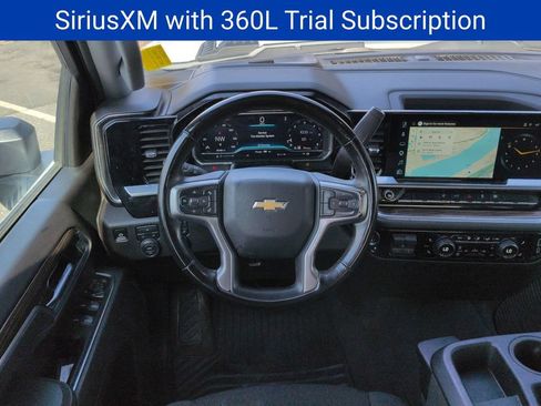 Certified 2025 Chevrolet Silverado 2500 LT w/ Convenience Package AWD/4WD image 12