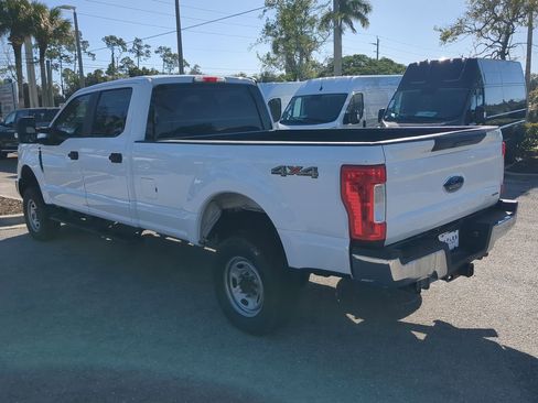 Used 2017 Ford F250 XL w/ Power Equipment Group image 7