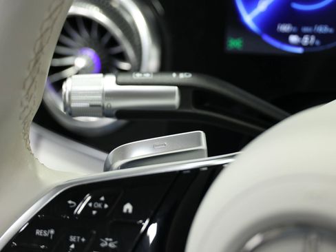 Used 2023 Mercedes-Benz EQS 580 EQS 580 4MATIC Sedan 4D image 25