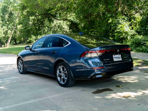 Used 2023 Honda Accord EX-L image 7