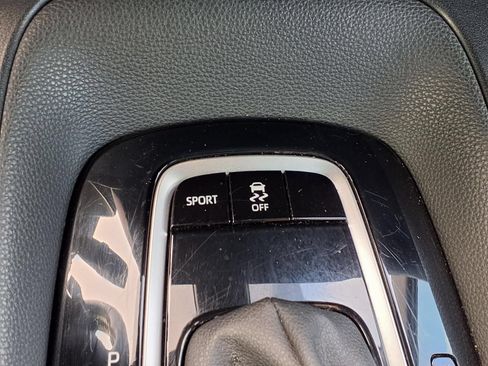 Used 2021 Toyota Corolla SE FWD image 14