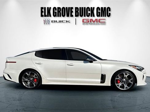 Used 2019 Kia Stinger GT1 image 3