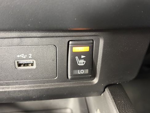 Used 2023 Nissan Frontier SV w/ SV Convenience Package AWD/4WD image 29