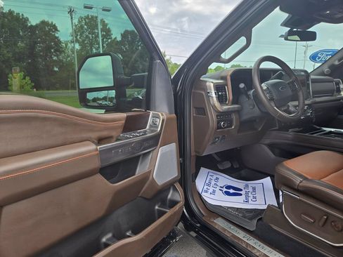 Used 2024 Ford F250 King Ranch AWD/4WD image 6