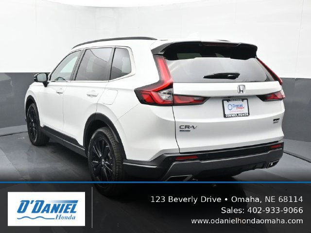 Used 2024 Honda CR-V Sport Touring image 4