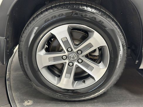 Certified 2024 Honda Pilot EX-L image 16