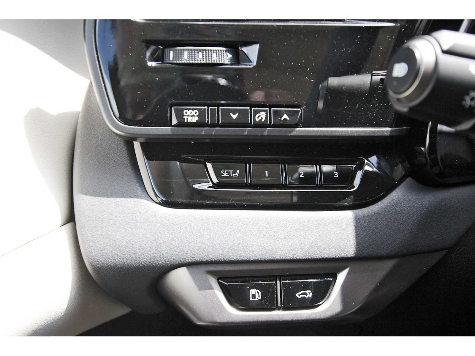 Used 2025 Lexus RX 350 Premium Plus w/ Convenience Package AWD/4WD image 19