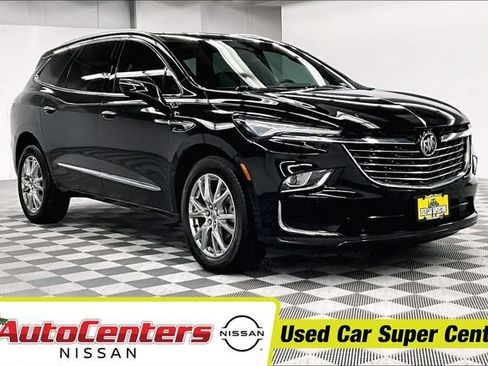 Used 2023 Buick Enclave Essence w/ Experience Buick Package FWD image 1