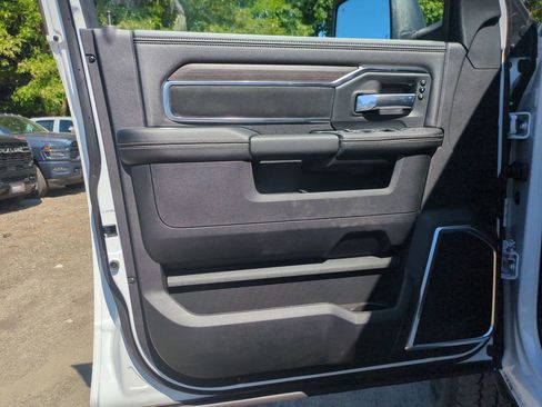 New 2026 RAM 2500 Laramie w/ Night Edition AWD/4WD image 11