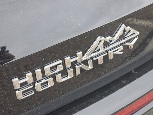 New 2026 Chevrolet Traverse High Country w/ LPO, Floor Liner Package image 13