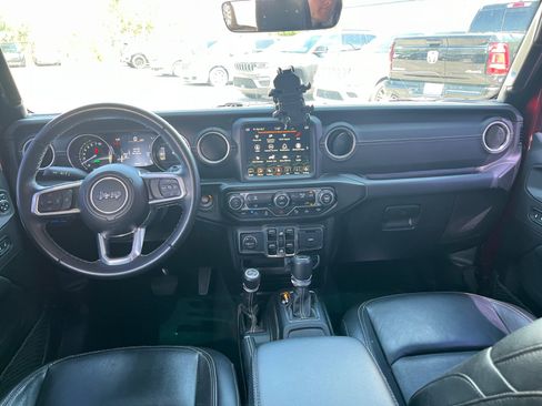 Used 2021 Jeep Wrangler Unlimited Sahara w/ Safety Group AWD/4WD image 33