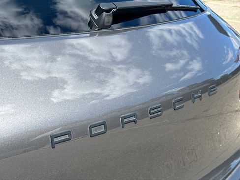 Used 2018 Porsche Macan GTS w/ Premium Package Plus image 27