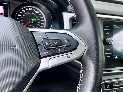 Used 2021 Volkswagen Atlas Cross Sport SE AWD/4WD image 24