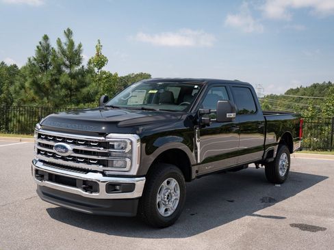 New 2026 Ford F350 XLT w/ XLT Premium Package image 3