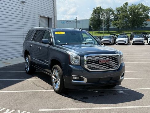 Used 2019 GMC Yukon Denali w/ Denali Ultimate Package AWD/4WD image 5