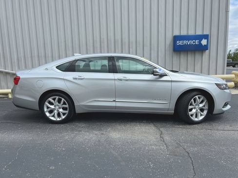 Used 2017 Chevrolet Impala Premier FWD image 9