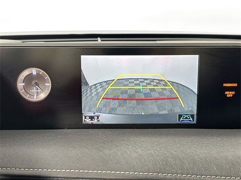 Used 2022 Lexus UX 250h w/ Premium Package image 13