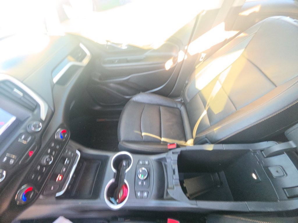 Used 2021 GMC Terrain SLT w/ Elevation Edition AWD/4WD image 25