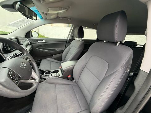 Used 2020 Hyundai Tucson Value AWD/4WD image 12