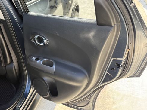Used 2013 Nissan Juke SL FWD image 28