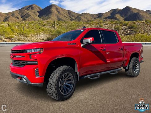 Used 2019 Chevrolet Silverado 1500 RST image 2