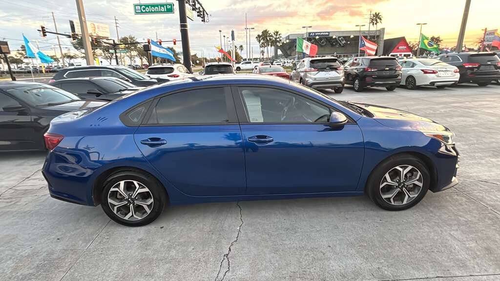 Used 2021 Kia Forte LXS FWD image 16