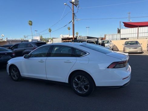 Used 2023 Honda Accord EX image 7