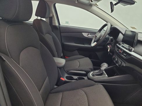 Used 2023 Kia Forte LXS FWD image 21