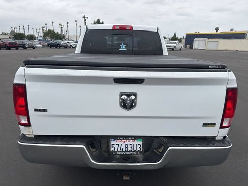 Used 2017 RAM 1500 Classic SLT RWD image 3