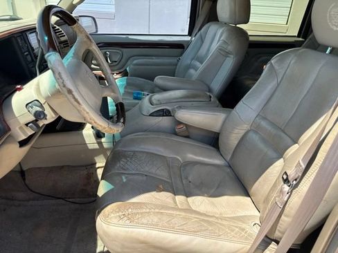 Used 2000 Cadillac Escalade 4WD image 10