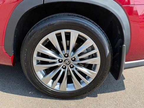 Used 2026 Toyota Highlander Platinum AWD/4WD image 33