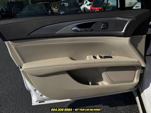 Used 2020 Lincoln MKZ w/ Convenience Package FWD image 22