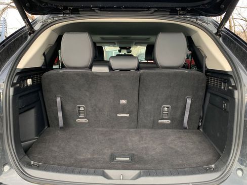 Used 2025 MAZDA CX-90 3.3 Turbo w/ Preferred Package image 34