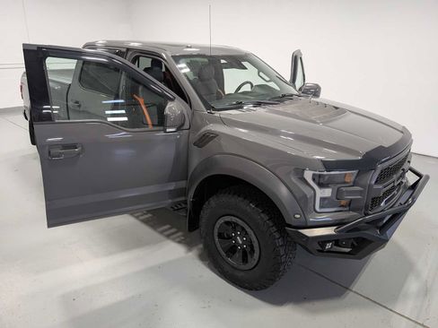Used 2018 Ford F150 Raptor w/ Equipment Group 802A Luxury AWD/4WD image 16
