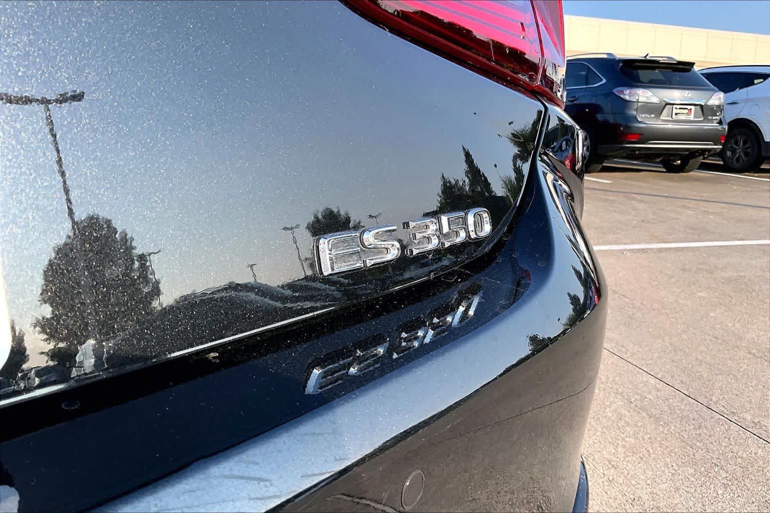 Used 2024 Lexus ES 350 Ultra Luxury w/ Accessory Package (Z2) FWD image 28