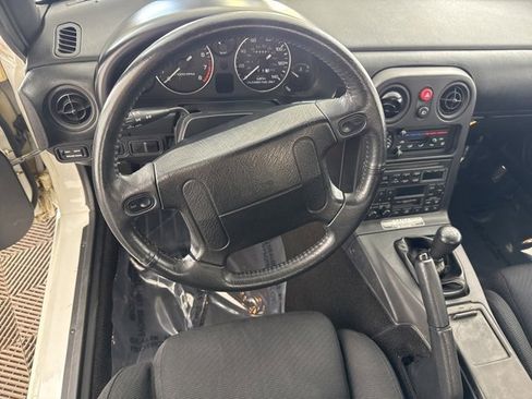 Used 1990 MAZDA MX-5 Miata image 23