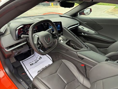 Used 2025 Chevrolet Corvette Stingray Convertible w/ Battery Protection Package RWD image 15