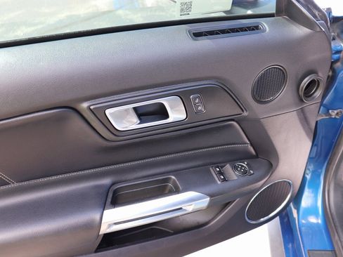 Used 2022 Ford Mustang Premium image 17